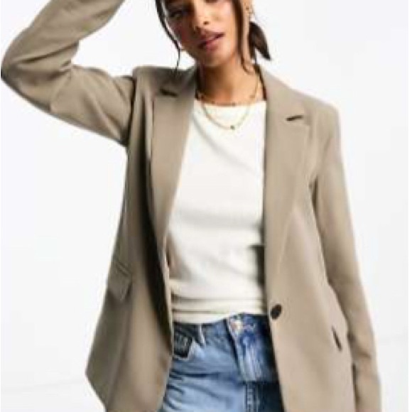 Pull&Bear Beige Blazer - Picture 4 of 12